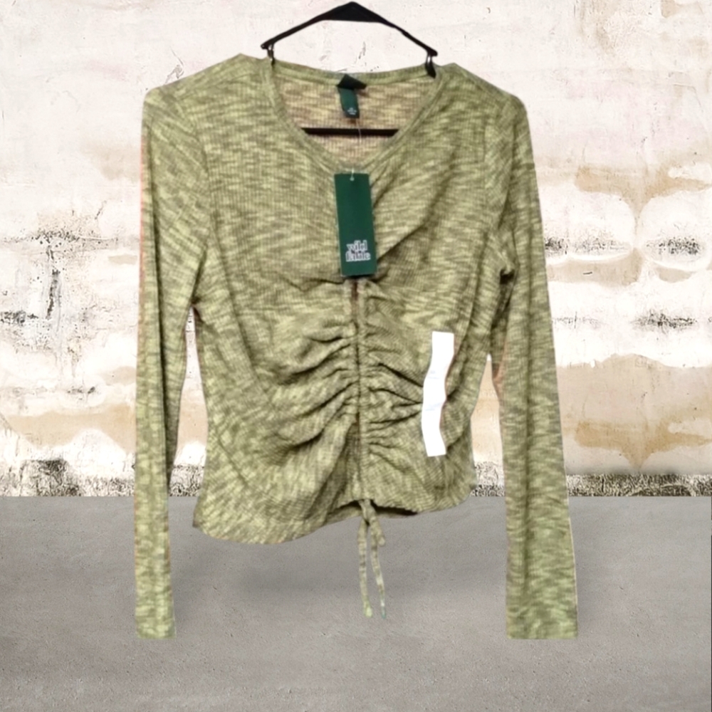Wild fable Long sleeve top